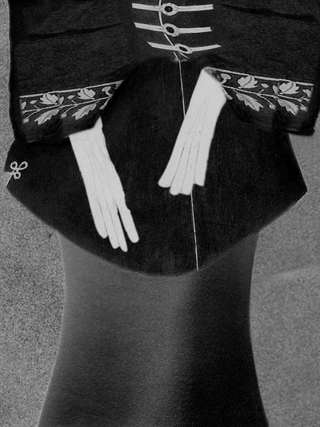 Jitske Schols / Shreds of Eve IV (ed. of 10)